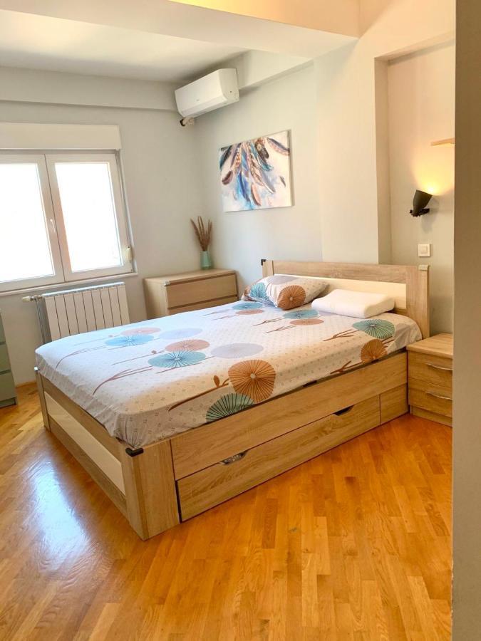 Modern On Perfect Location *